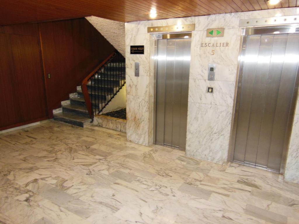 2, 3 And 4 Bedroom Sea View Forville Apartments 5 Mins From The Palais Cannes Room photo