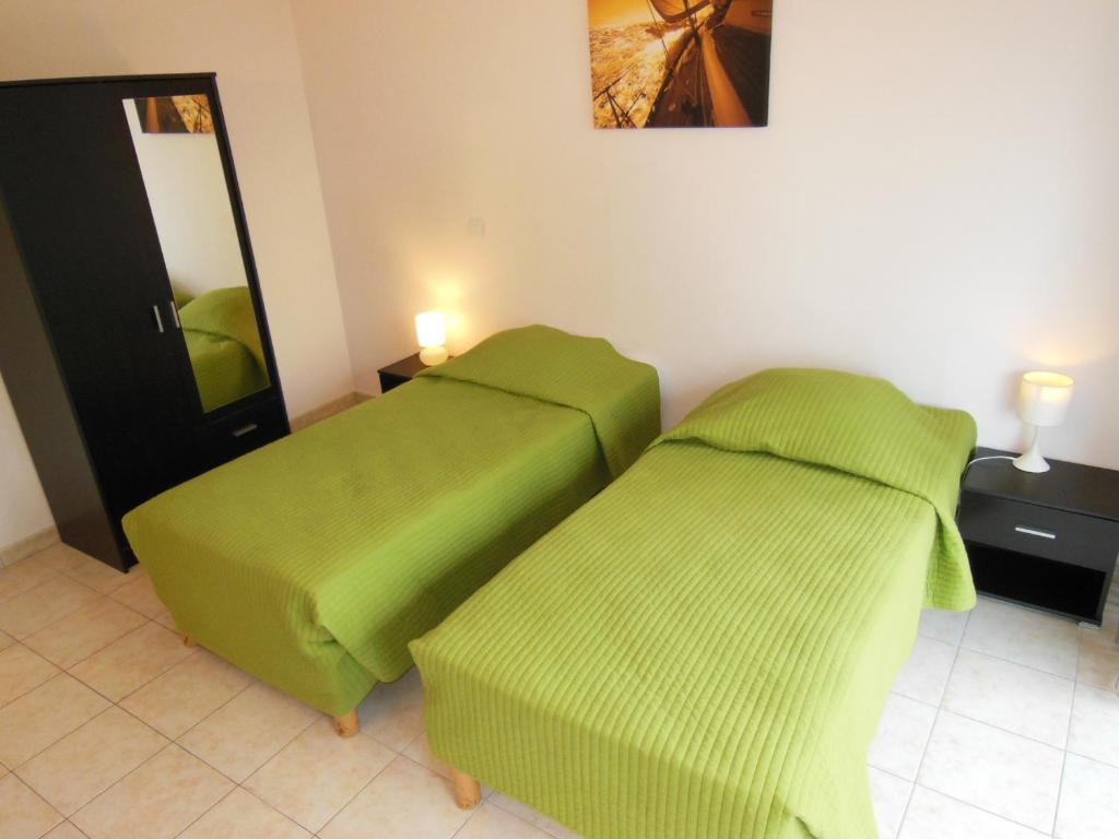 2, 3 And 4 Bedroom Sea View Forville Apartments 5 Mins From The Palais Cannes Room photo